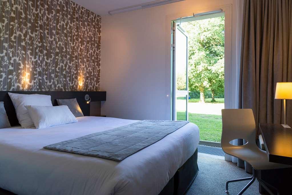 The Originals Boutique Hotel Restaurant Saint James, Montaigu-Vendee Room photo