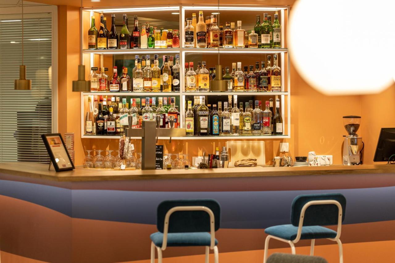 The Originals Boutique Hotel Restaurant Saint James, Montaigu-Vendee Exterior photo