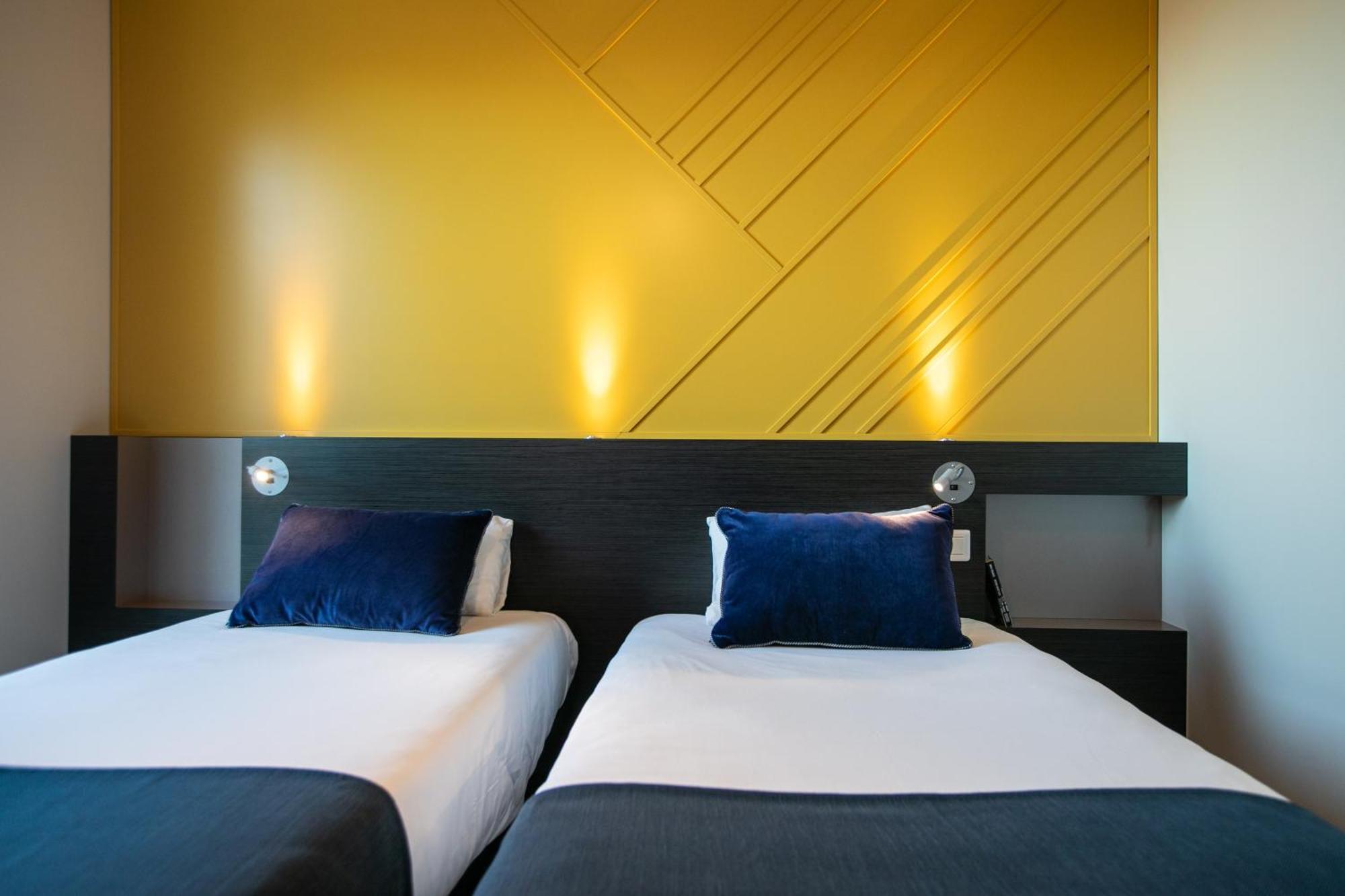 The Originals Boutique Hotel Restaurant Saint James, Montaigu-Vendee Exterior photo